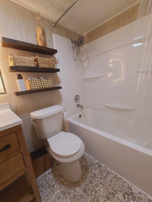 Centrally Located In Rogers And Bentonville! -Private Rooms Exteriér fotografie