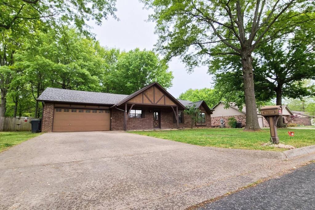 Centrally Located In Rogers And Bentonville! -Private Rooms Exteriér fotografie